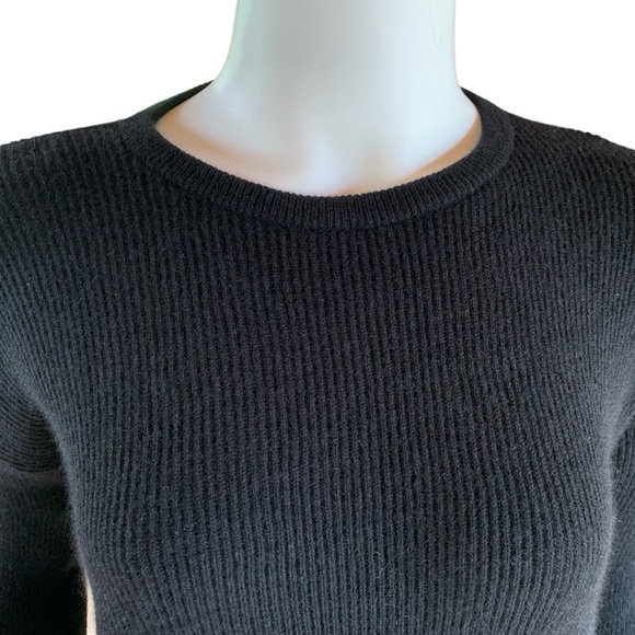 Ralph Lauren cashmere sweater size small - Picture 2 of 7